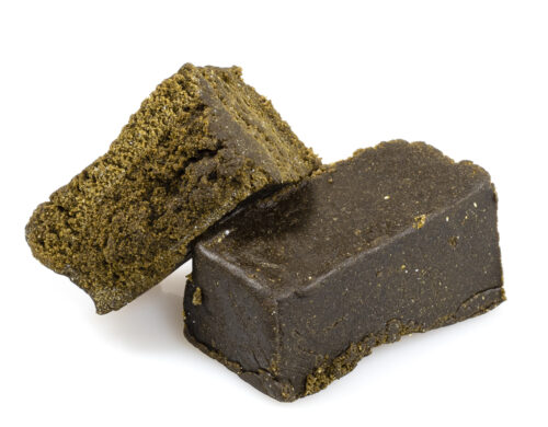 deux pièces de charas hash cbd