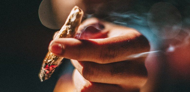 Dépendance aux cannabinoïdes: comment en sortir.