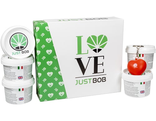 dans le nouveau First love kit 5 varietés de Fleur de CBD