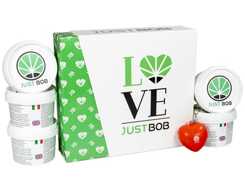 emballage du love Kit avec cbd fleurs