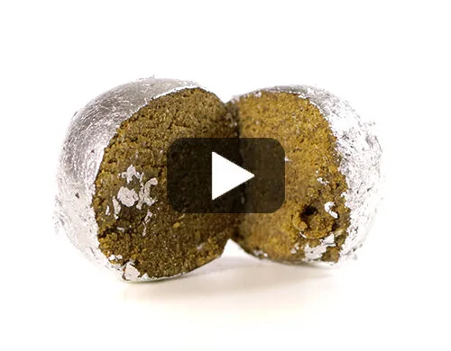 Appuyez sur Lecture pour Découvrir les Secrets du CBD Hash Argenté